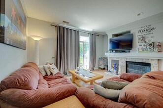 2522 Golf Ridge Cir in Naperville, IL - Building Photo - Building Photo