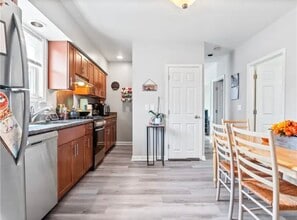 406 N Broadway, Unit Rumford 1R in Rumford, RI - Building Photo - Building Photo