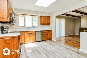 14290 Mondoubleau Lane in Florissant, MO - Building Photo - Building Photo