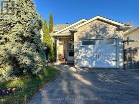 209 Autumn Crescent in Welland, ON - Building Photo