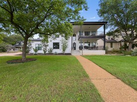 307 Hurst Creek Rd in Lakeway, TX - Building Photo
