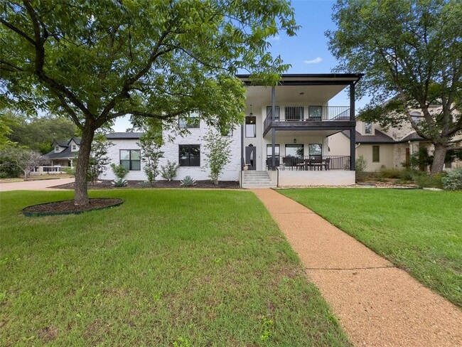 property at 307 Hurst Creek Rd