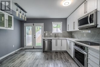 367 Ferndale Dr S in Barrie, ON - Building Photo - Building Photo