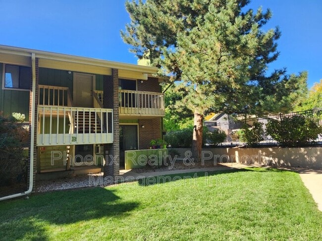 2800 Kalmia Ave in Boulder, CO - Building Photo - Building Photo