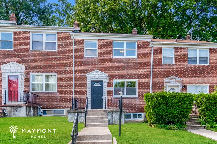 946 Masefield Rd in Baltimore, MD - Building Photo
