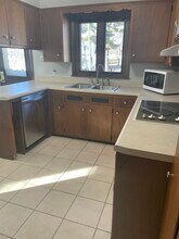 1516 W 35th St in Davenport, IA - Building Photo - Building Photo