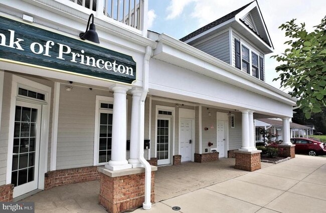 property at 11 Cranbury Rd