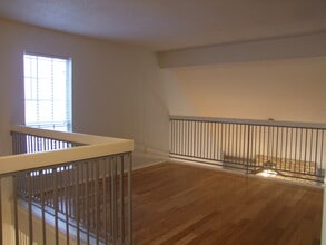 8330 Fathom Cir, Unit 401 in Austin, TX - Building Photo - Building Photo