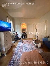 1625 Brown St in Philadelphia, PA - Building Photo - Building Photo