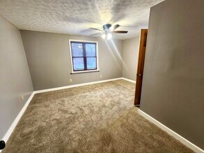 1126 Walnut St, Unit 101 in Stoneboro, PA - Building Photo - Building Photo