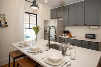 1002 Lamond Ave, Unit 1BR Apartment Suite - East in Durham, NC - Building Photo - Building Photo