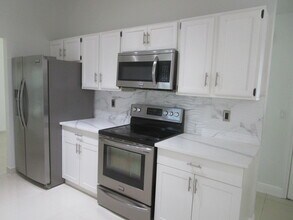 1462 Thornridge Ln in Royal Palm Beach, FL - Building Photo - Building Photo