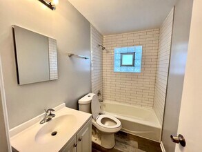1637 Downs Dr in Calumet City, IL - Building Photo - Building Photo
