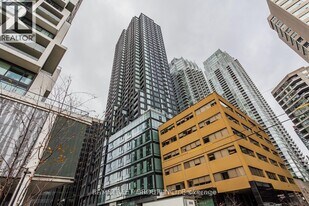 20 Soudan Ave in Toronto, ON - Building Photo