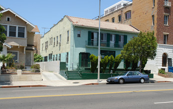 2941 W 8th St in Los Angeles, CA - Building Photo - Building Photo