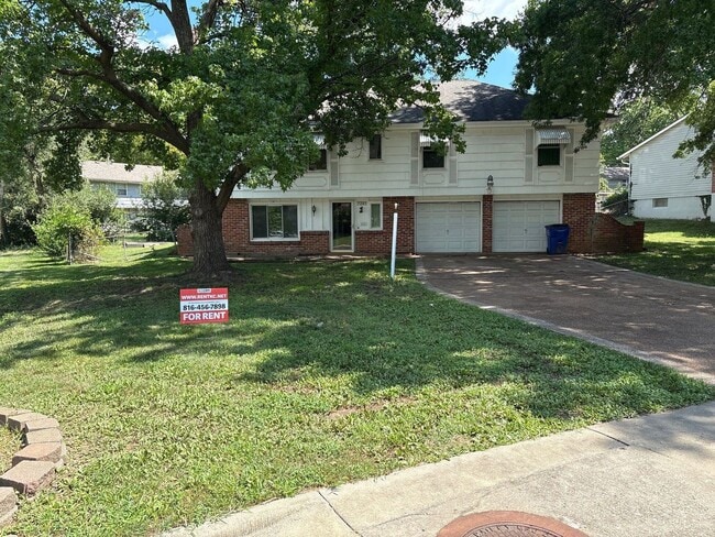 property at 7201 Hardy Ave