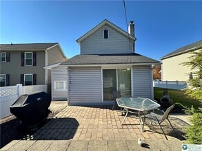 1795 Canal St in Northampton, PA - Building Photo - Building Photo