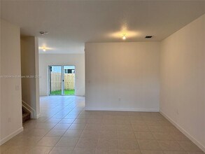 11884 NW 47th Manor in Coral Springs, FL - Building Photo - Building Photo