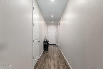 631 E Buckingham Ave in Gilbert, AZ - Building Photo - Building Photo