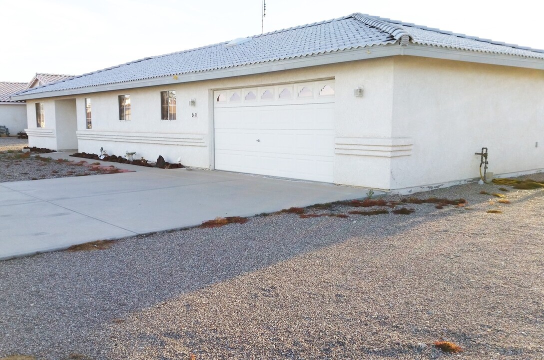 2431 Pima Dr S in Lake Havasu City, AZ - Building Photo