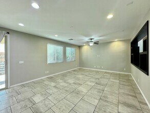 856 Via Serenelia in Henderson, NV - Building Photo - Building Photo