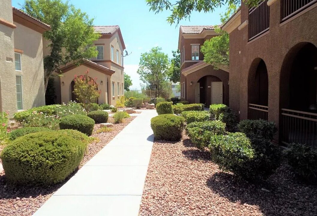 3820 Juno Beach St in Las Vegas, NV - Building Photo