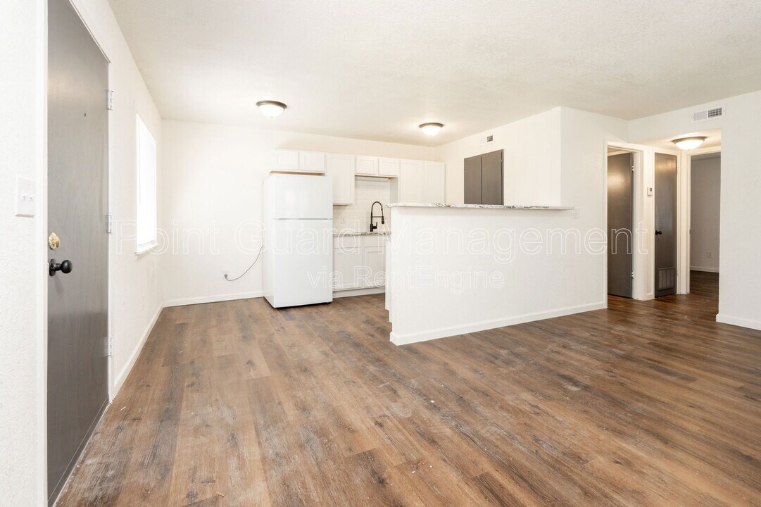 750 W Dayton Ave in Wichita, KS - Building Photo
