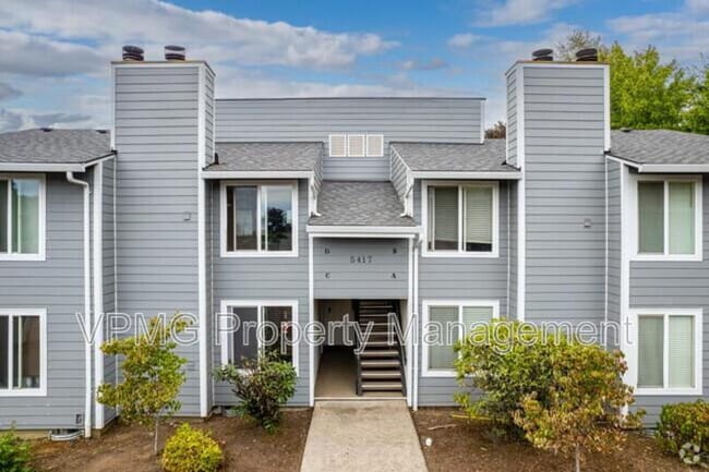property at 5415 NE 34th St