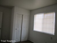 6087 Daisy Ave photo'