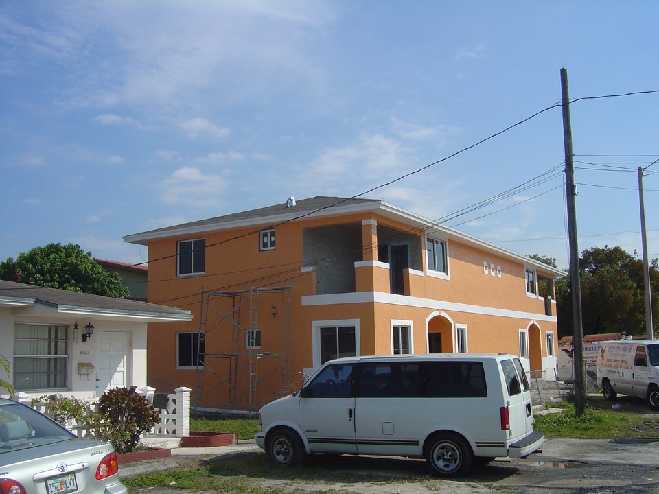 3411 NW Flagler Ter in Miami, FL - Building Photo