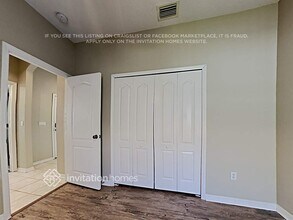 1630 Emerald Hill Way in Valrico, FL - Building Photo - Building Photo