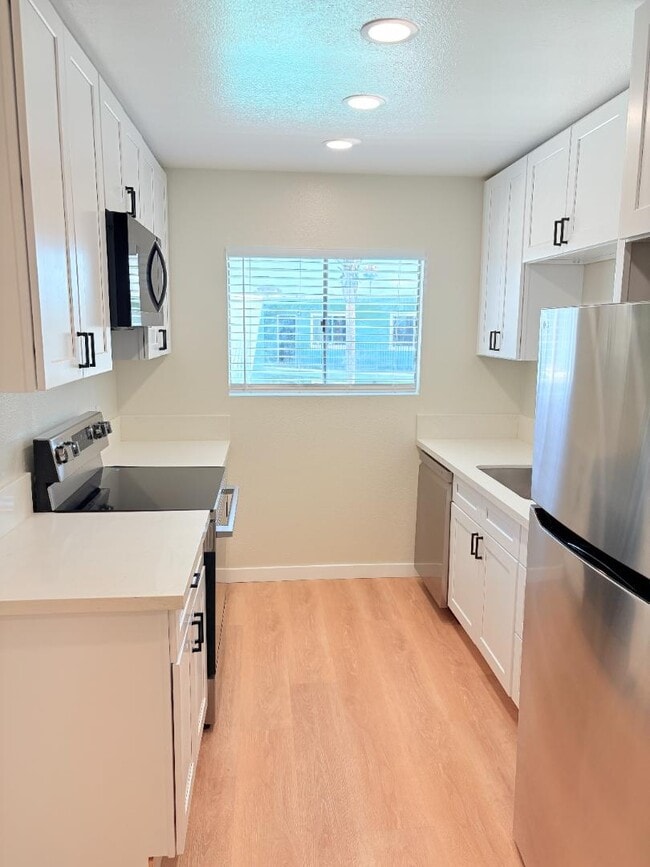 property at 328 S Weitzel St