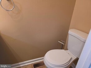 14100 Oakpointe Dr in Laurel, MD - Building Photo - Building Photo