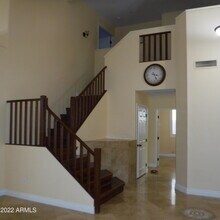 10142 E Meadow Hill Dr in Scottsdale, AZ - Building Photo - Building Photo