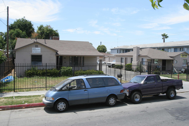 14903-14909 Chadron Ave in Gardena, CA - Building Photo - Building Photo