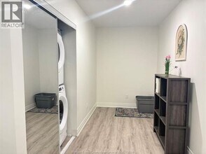 3370 Stella Crescent in Windsor, ON - Building Photo - Building Photo