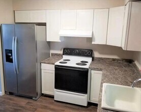 576 Crestwood St SW in Leesburg, VA - Building Photo - Building Photo