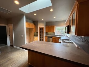 2448 NW Awbrey Rd in Bend, OR - Building Photo - Building Photo