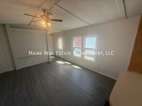 715 College Ave in Old Town, ME - Building Photo - Building Photo