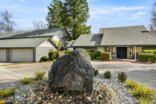 property at 8036 Briar Ridge Ln