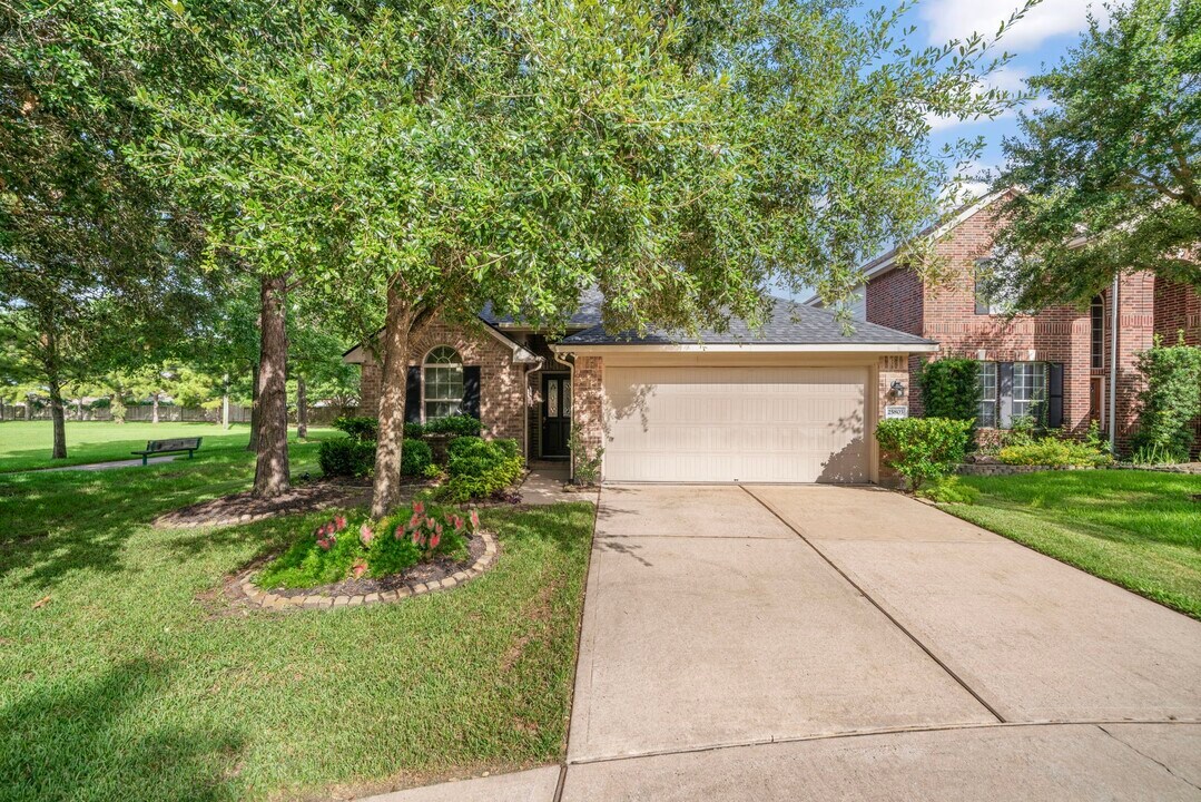 25803 Orchard Knoll Ln in Katy, TX - Foto de edificio