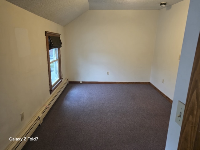 57 Crescent St in Rutland, VT - Building Photo - Building Photo