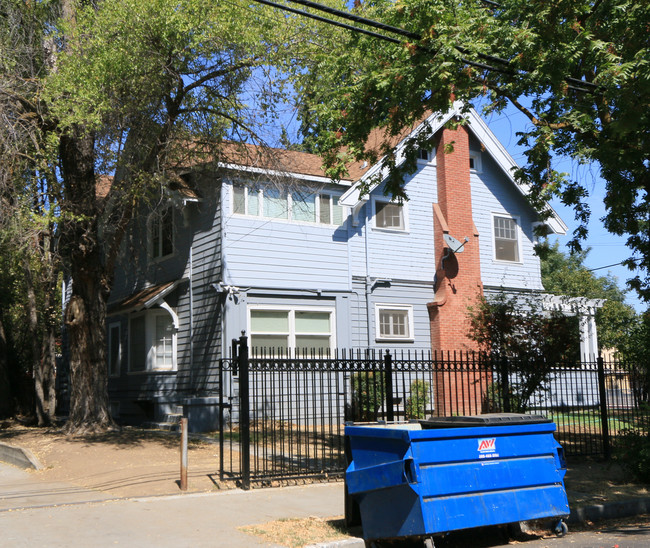 1307 N San Joaquin St in Stockton, CA - Building Photo - Building Photo