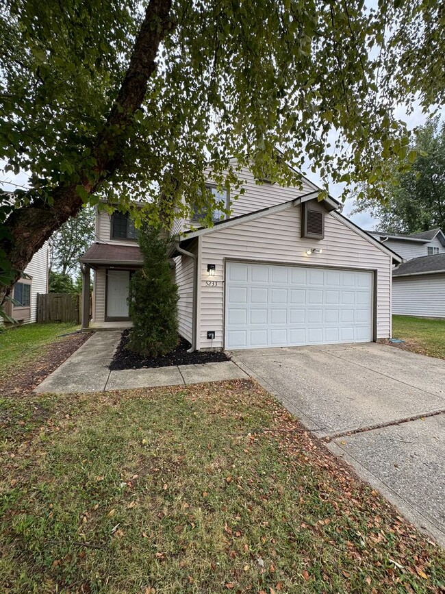 5233 Traditions Rd
