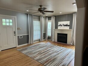 4624 Calmont Ave, Unit Arlington Heights Fort Worth in Fort Worth, TX - Building Photo - Building Photo