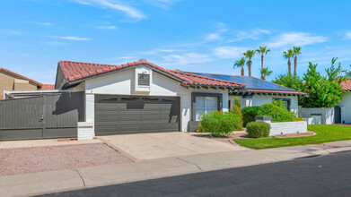 5714 E Claire Dr in Scottsdale, AZ - Building Photo - Building Photo