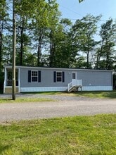 551 Lauschtown Rd in Denver, PA - Building Photo - Building Photo