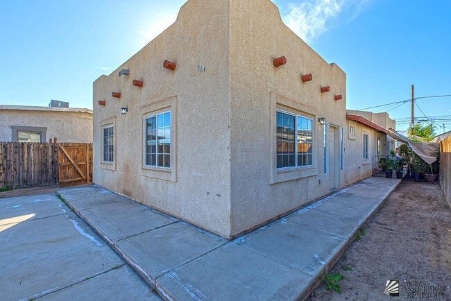 564 S Madison Ave in Yuma, AZ - Building Photo - Building Photo