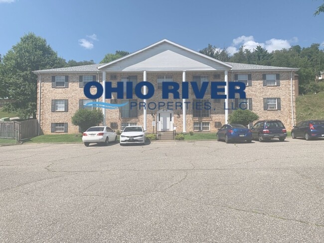 700 Northwood Ct, Unit 102