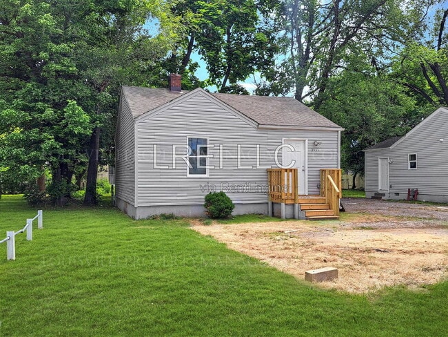 property at 3511 Manslick Rd